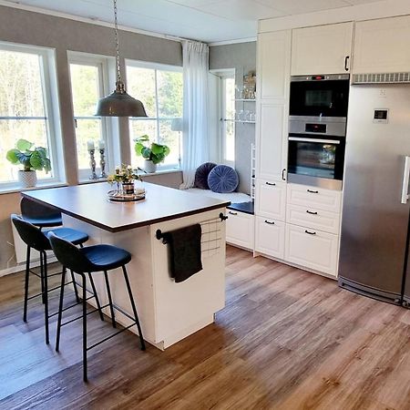 Family Friendly Villa With Sauna In The Nature 布罗斯 外观 照片