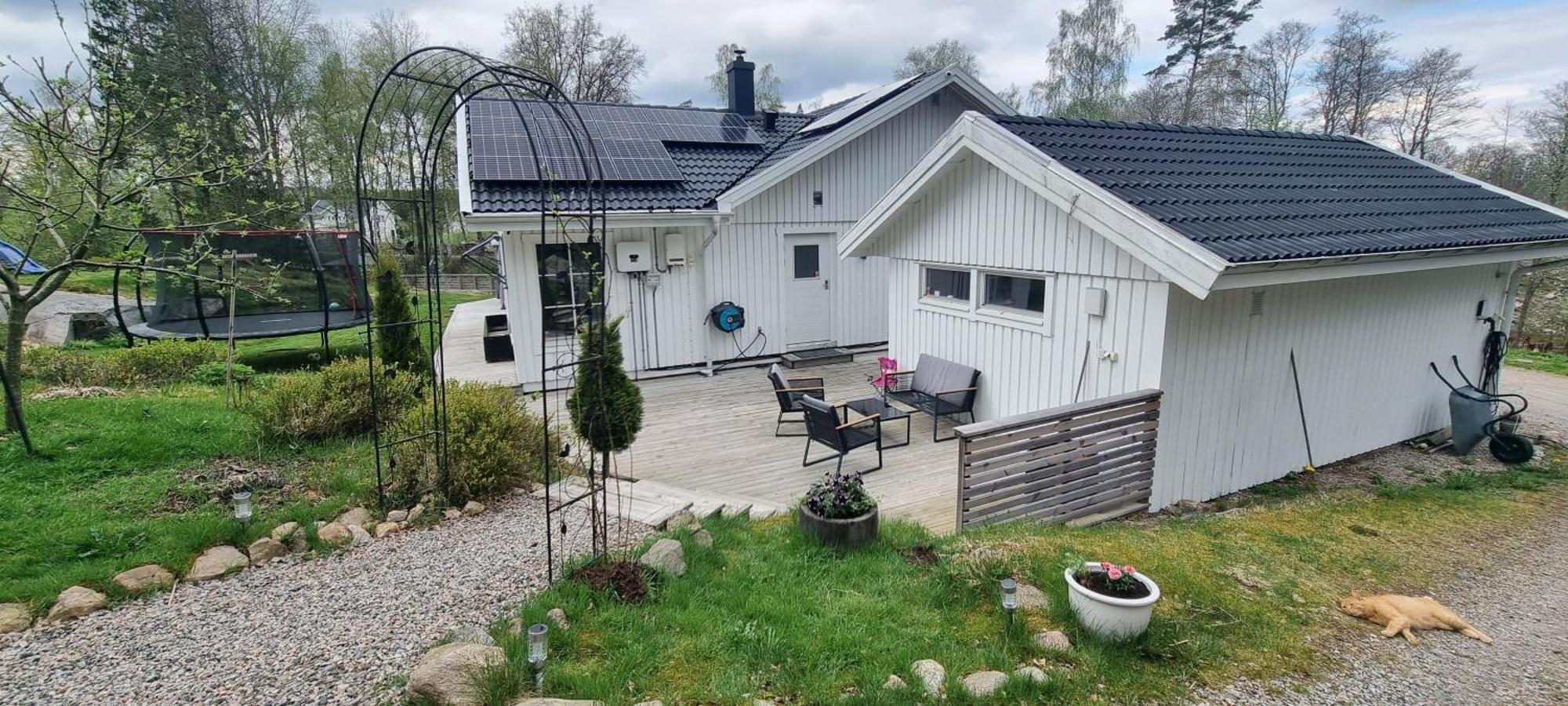 Family Friendly Villa With Sauna In The Nature 布罗斯 外观 照片